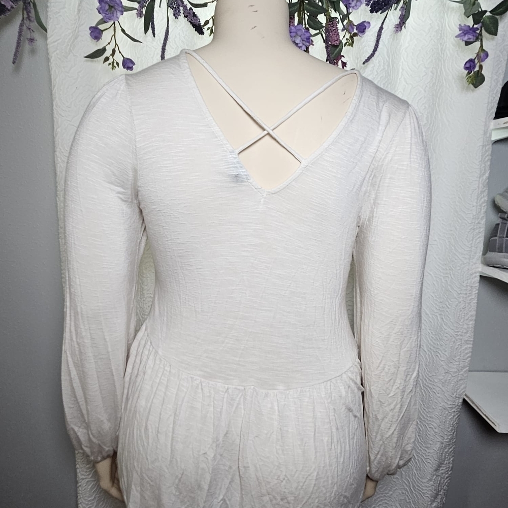 Torrid Cream Embellished Long Sleeve Blouse - Picture 4 of 5